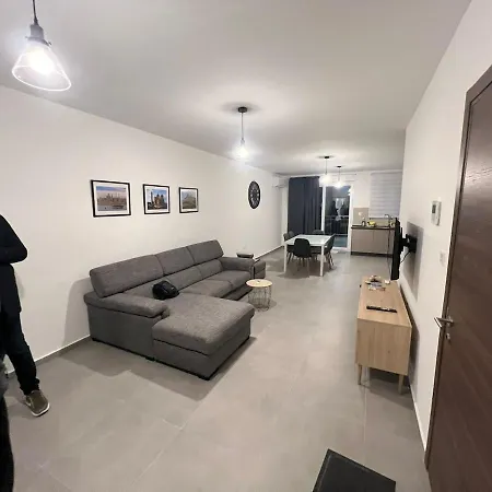Apartamento Stylish 3 Bedroom In Saint Paul Bay *